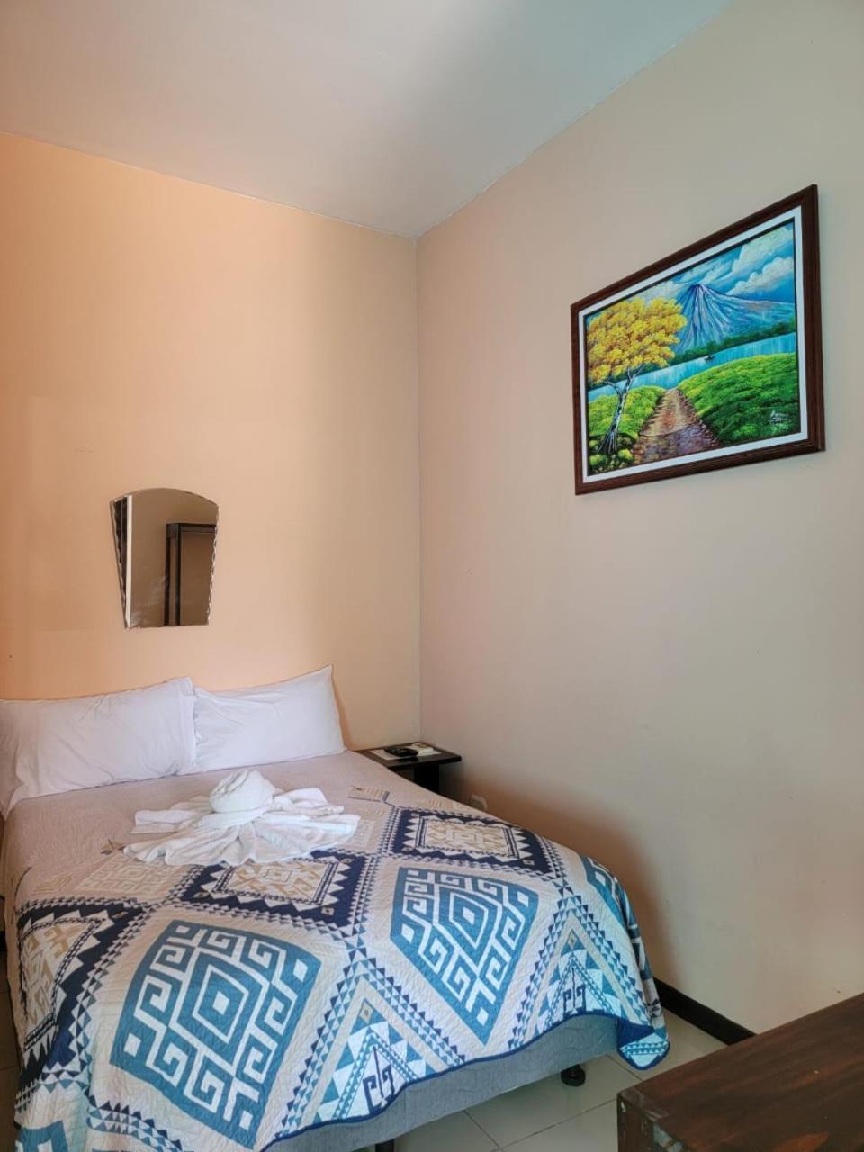 Hotel Campestre Arenal Ла Фортуна Экстерьер фото