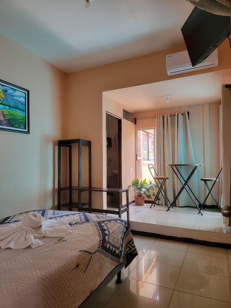 Hotel Campestre Arenal Ла Фортуна Экстерьер фото